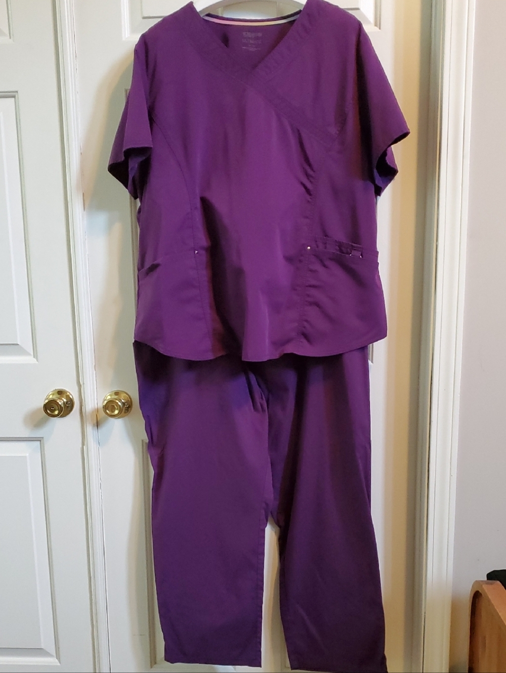 Scrubstar Purple Medical 3X Scrub Set - V-Neck Top & Pants